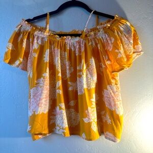 Billabong Tropical Yellow  Floral Cold Shoulder  Top Size Large
